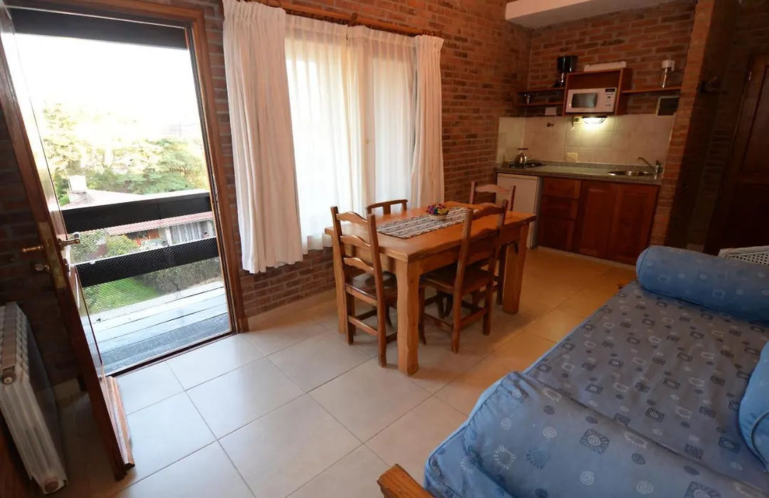 Aitue Apart Hotel & Spa-1